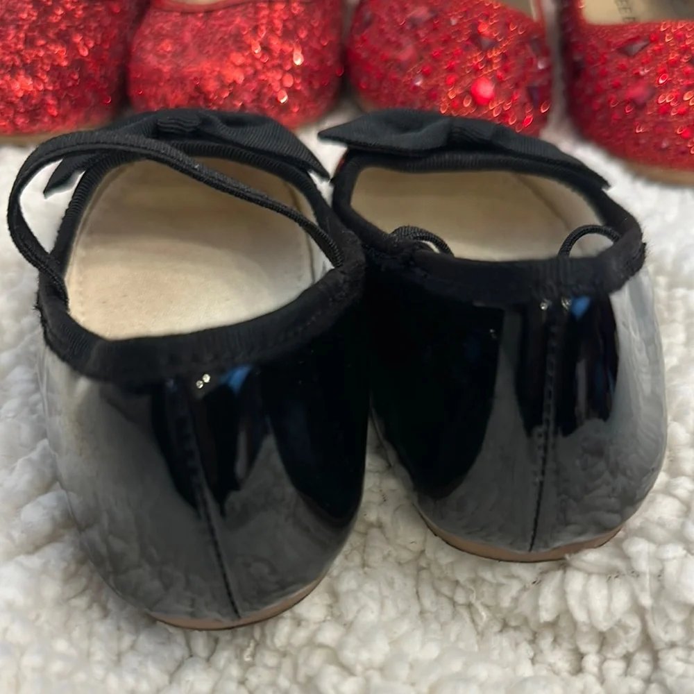 Elegant Red and Black Mary Jane Dress Shoes